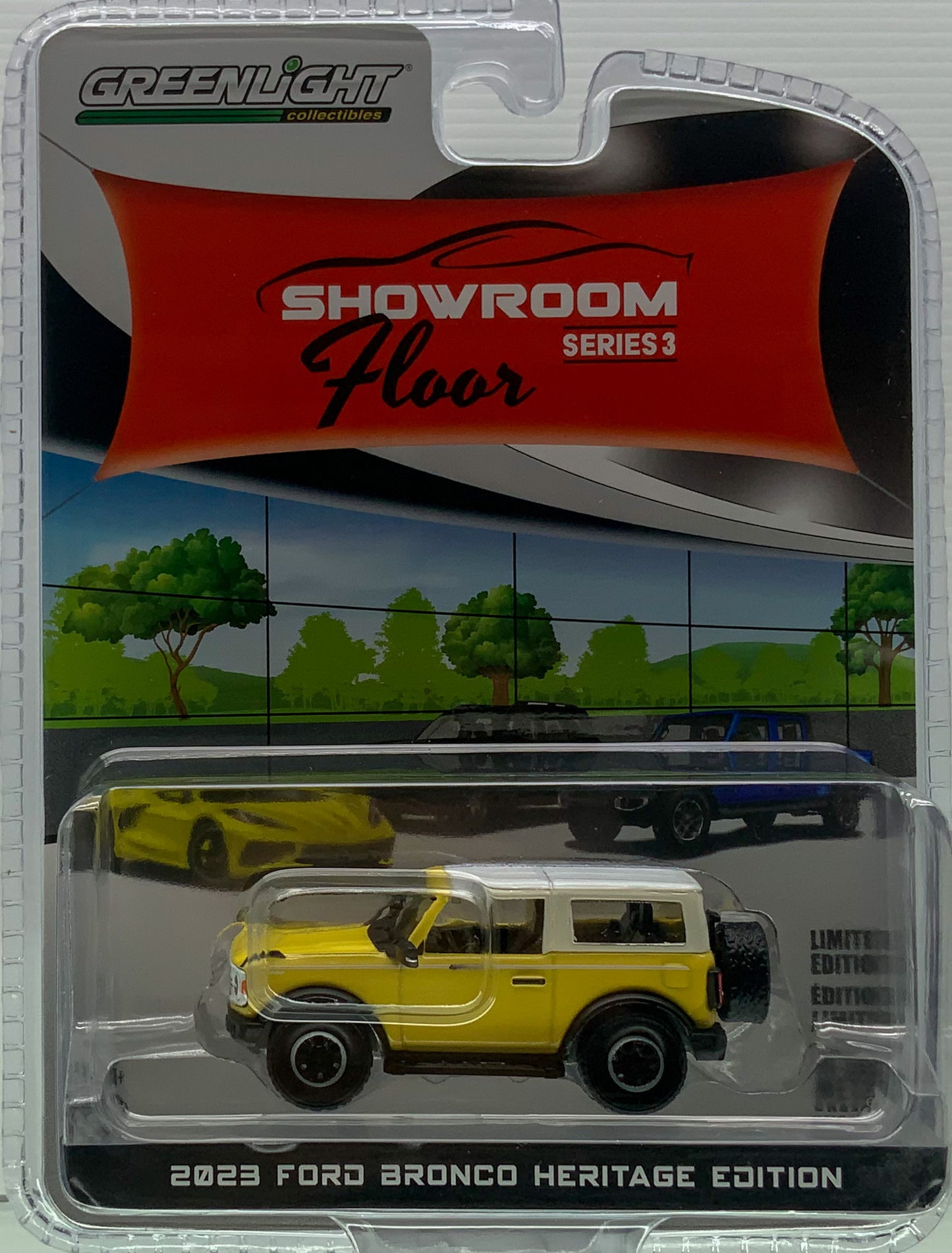 Greenlight 1:64 Showroom Floor Series 3 2023 Ford Bronco 2-Door Heritage Edition