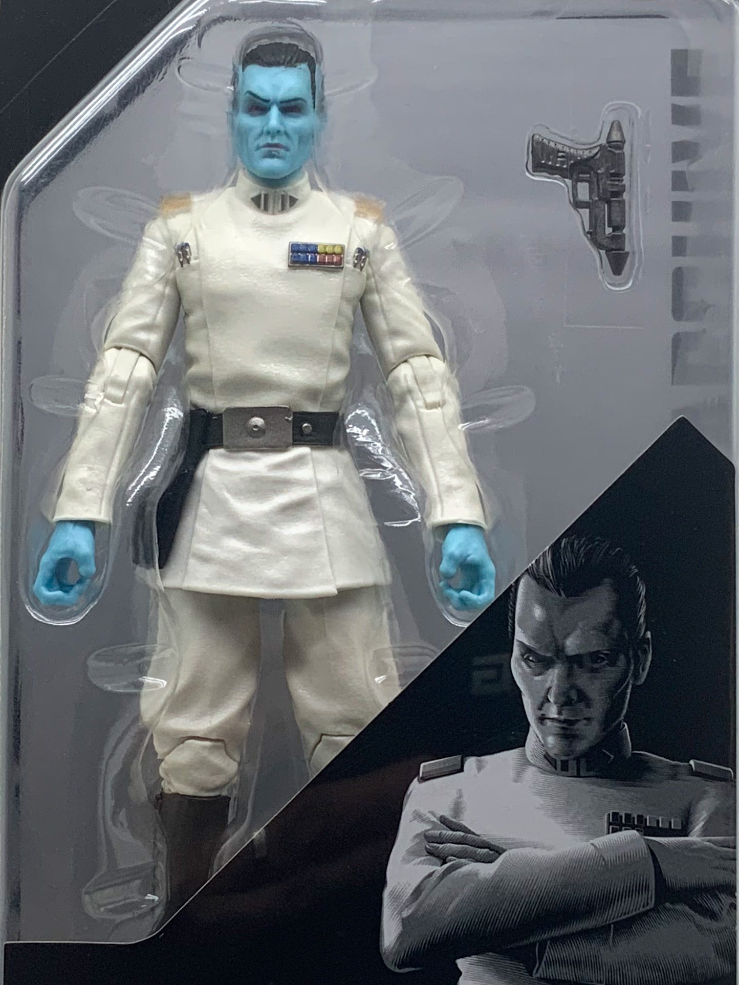 Buy at TatoyShop.com Thrawn was a male Chiss, known for his brilliant strategic mind and ruthlessness, he was determined to “pull the Rebels apart piece by piece” for the Empire
